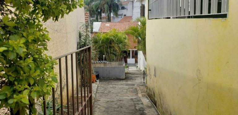 Imagem Casa com 5 Quartos à Venda, 500 m² em Vila Ipojuca - São Paulo Imagem Casa com 5 Quartos à Venda, 500 m² em Vila Ipojuca - São Paulo