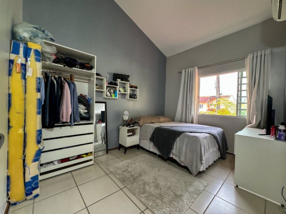 Imagem Casa com 3 Quartos à Venda, 180 m² em Parque 10 De Novembro - Manaus