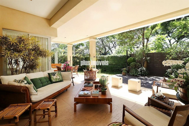 Casa com 4 Quartos à Venda, 713 m² em Alto Da Boa Vista - São Paulo