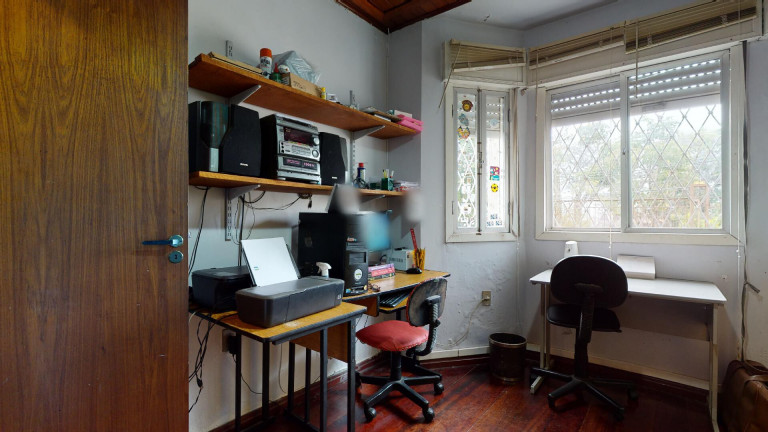 Imagem Sobrado com 3 Quartos à Venda,  em Partenon - Porto Alegre