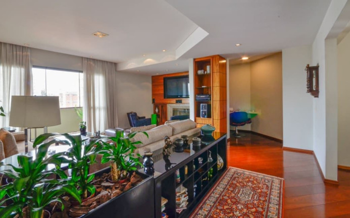 Imóvel com 4 Quartos à Venda, 276 m² em Campo Belo - São Paulo