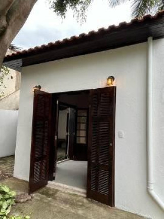 Imagem Casa com 2 Quartos à Venda, 301 m² em Jardim Paulista - São Paulo