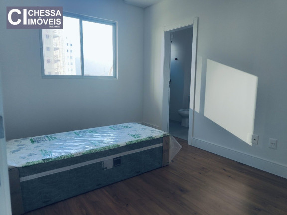 Imagem Apartamento com 3 Quartos para Alugar, 250 m² em Centro - Itapema