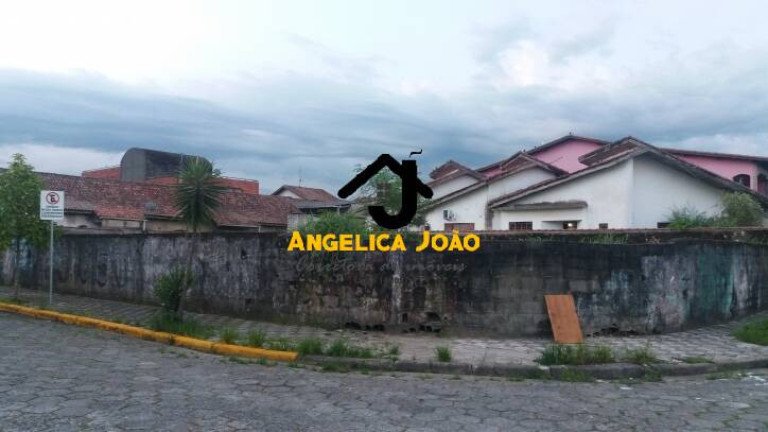 Terreno à Venda, 612 m² em V. Ponte Nova - Cubatão