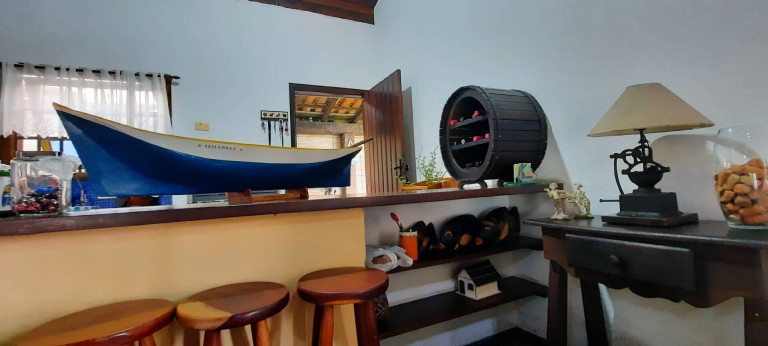 Imagem Casa com 6 Quartos à Venda, 500 m² em Barra Velha - Ilhabela Imagem Casa com 6 Quartos à Venda, 500 m² em Barra Velha - Ilhabela