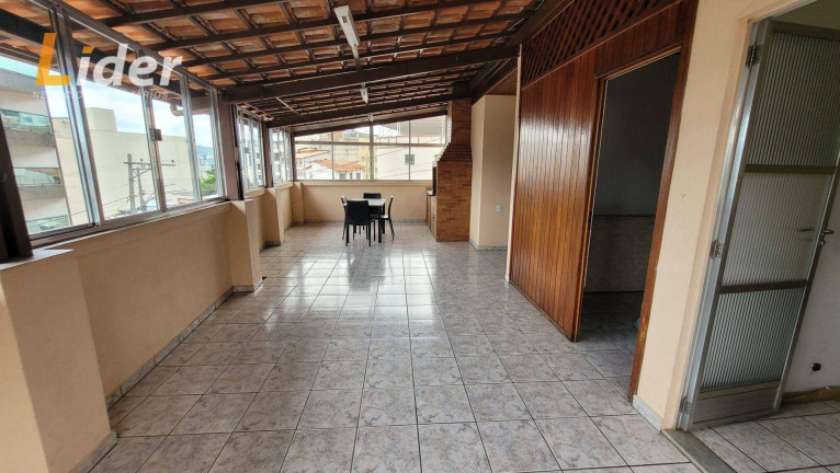 Imagem Casa com 3 Quartos à Venda, 192 m² em Santa Helena - Juiz De Fora Imagem Casa com 3 Quartos à Venda, 192 m² em Santa Helena - Juiz De Fora