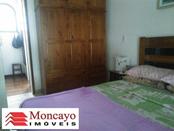 Imagem Sobrado com 4 Quartos à Venda, 300 m² em Centro - Caraguatatuba Imagem Sobrado com 4 Quartos à Venda, 300 m² em Centro - Caraguatatuba