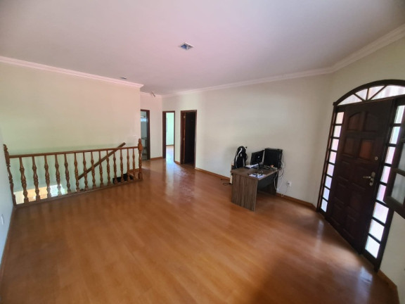 Imagem Casa com 4 Quartos à Venda, 360 m² em Três Barras - Contagem