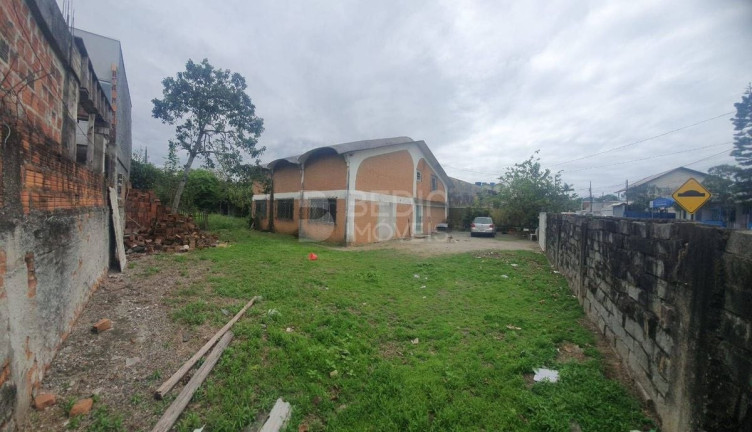 Terreno à Venda, 900 m² em Nova Esperança - Balneário Camboriú