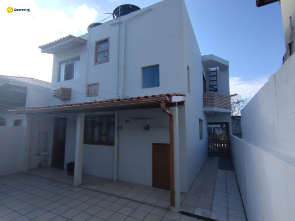 Imagem Casa com 3 Quartos à Venda, 209 m² em Rio Tavares - Florianópolis