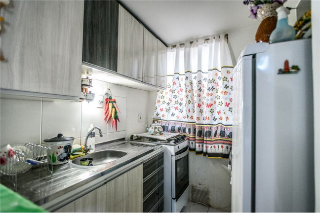 Imagem Imóvel com 2 Quartos à Venda,  em Jardim Leopoldina - Porto Alegre
