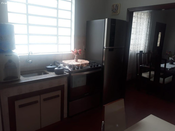 Imagem Casa com 3 Quartos à Venda, 220 m² em Vila Bastos - Santo André