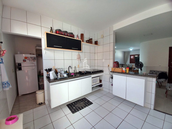 Imagem Casa com 3 Quartos à Venda, 131 m² em Edson Queiroz - Fortaleza Imagem Casa com 3 Quartos à Venda, 131 m² em Edson Queiroz - Fortaleza
