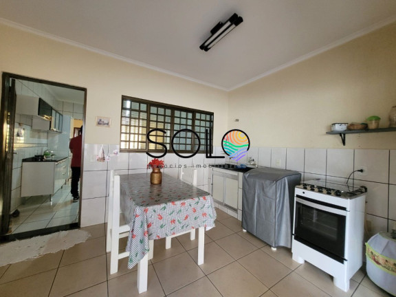 Imagem Casa com 2 Quartos à Venda, 202 m² em Jardim Das Estações - Araraquara Imagem Casa com 2 Quartos à Venda, 202 m² em Jardim Das Estações - Araraquara