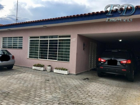 Imagem Casa com 5 Quartos à Venda, 390 m² em Centro - Atibaia