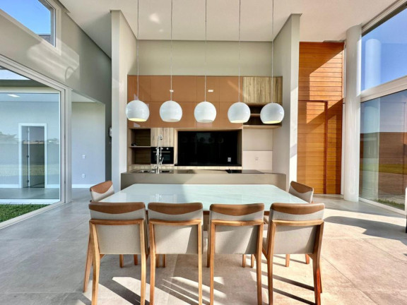 Imagem Casa com 3 Quartos à Venda, 190 m² em Dubai - Capao Da Canoa Imagem Casa com 3 Quartos à Venda, 190 m² em Dubai - Capao Da Canoa