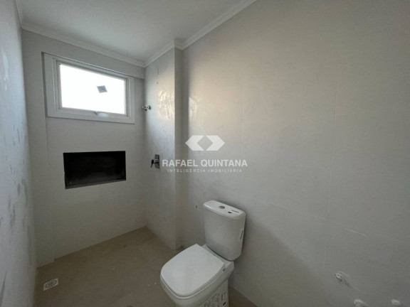 Imagem Cobertura com 4 Quartos à Venda, 225 m² em Coqueiros - Florianópolis