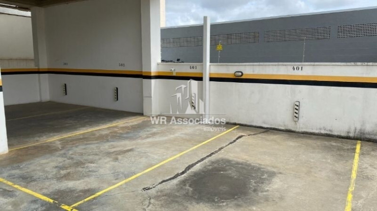 Imagem Apartamento com 2 Quartos à Venda, 80 m²