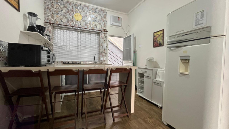 Imagem Imóvel com 1 Quarto para Temporada, 19 m² em Balneário Praia De Leste - Pontal Do Paraná Imagem Imóvel com 1 Quarto para Temporada, 19 m² em Balneário Praia De Leste - Pontal Do Paraná