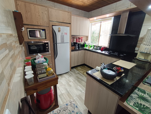 Imagem Imóvel com 2 Quartos à Venda, 110 m² em Araçatuba - Imbituba