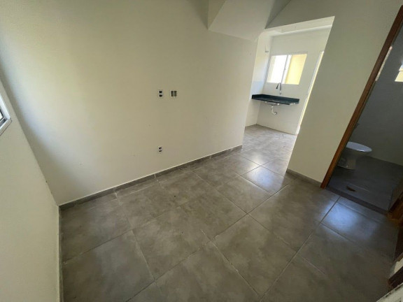 Imagem Casa com 2 Quartos à Venda, 55 m² em Esmeralda - Praia Grande Imagem Casa com 2 Quartos à Venda, 55 m² em Esmeralda - Praia Grande