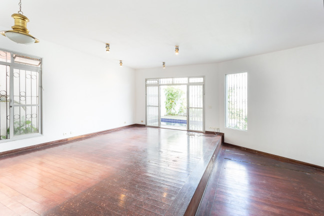 Imagem Casa com 5 Quartos à Venda, 304 m² em Morumbi - São Paulo Imagem Casa com 5 Quartos à Venda, 304 m² em Morumbi - São Paulo