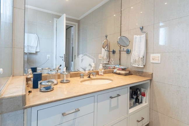 Imagem Apartamento com 2 Quartos à Venda, 165 m² em Moema - São Paulo Imagem Apartamento com 2 Quartos à Venda, 165 m² em Moema - São Paulo