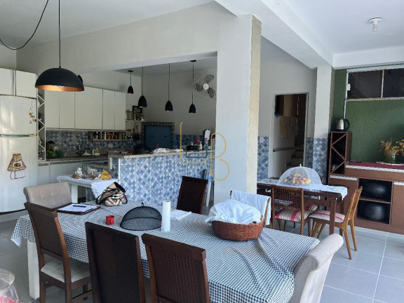 Imagem Casa com 5 Quartos à Venda, 272 m² em Caravelle - Londrina