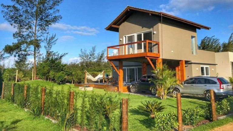 Imagem Casa com 2 Quartos à Venda, 170 m² em Ibiraquera - Imbituba