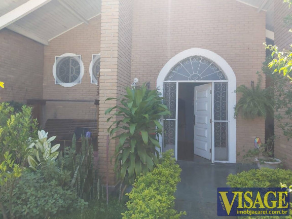 Casa com 3 Quartos à Venda,  em Jd. Siesta - Jacareí