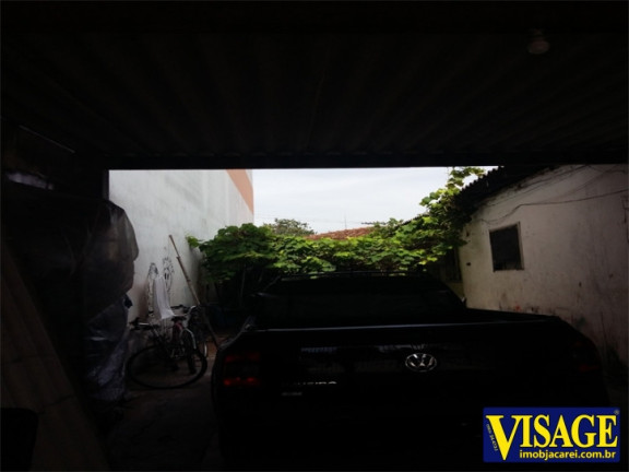 Imagem Casa com 3 Quartos à Venda, 350 m² em Centro - Jacareí Imagem Casa com 3 Quartos à Venda, 350 m² em Centro - Jacareí