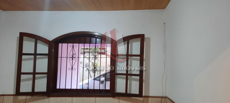 Imagem Imóvel com 2 Quartos à Venda, 80 m² em Peró - Cabo Frio