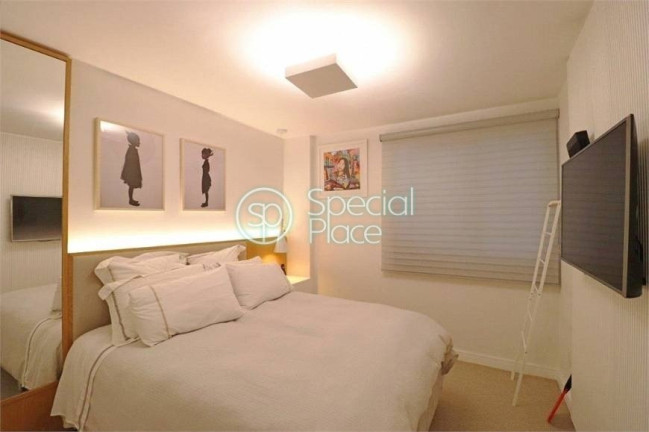 Imagem Apartamento com 3 Quartos à Venda, 200 m² em Moema Pássaros - São Paulo Imagem Apartamento com 3 Quartos à Venda, 200 m² em Moema Pássaros - São Paulo