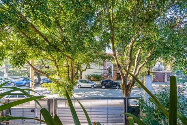 Imagem Casa com 4 Quartos à Venda, em Vila Pompéia - São Paulo Imagem Casa com 4 Quartos à Venda, em Vila Pompéia - São Paulo