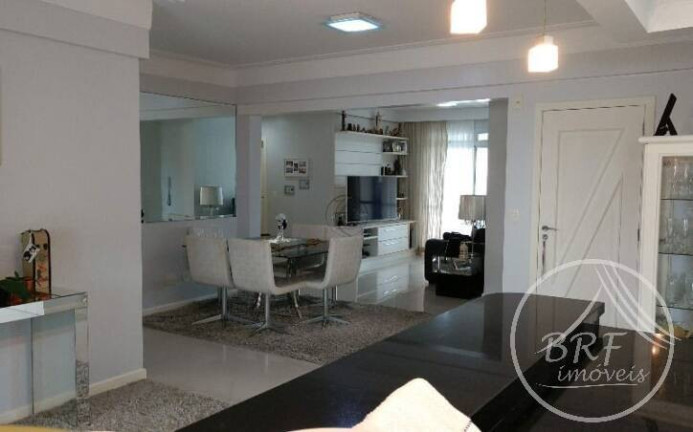 Imagem Apartamento com 3 Quartos à Venda, 284 m² em Canto Balneário - Florianópolis