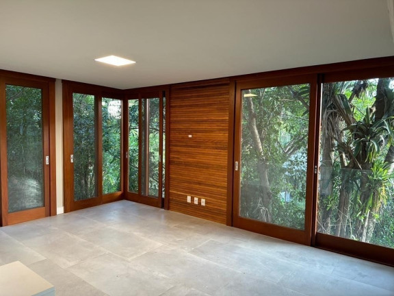 Imagem Casa com 3 Quartos para Alugar, 450 m² em Santo Inácio - Santa Cruz Do Sul Imagem Casa com 3 Quartos para Alugar, 450 m² em Santo Inácio - Santa Cruz Do Sul