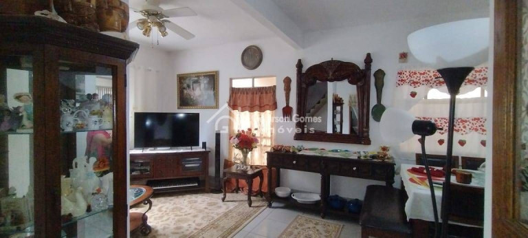 Casa com 3 Quartos à Venda, 2.717 m² em Bela Vista - Mantena
