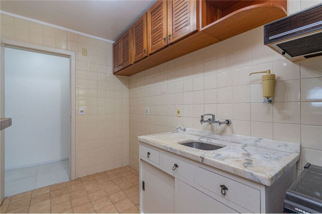 Imagem Apartamento com 2 Quartos à Venda, 66 m² em Cavalhada - Porto Alegre