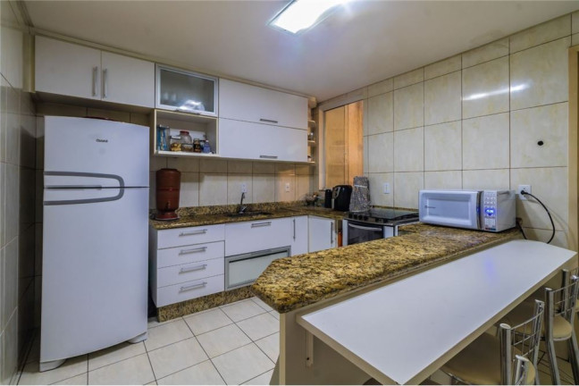 Imagem Casa com 4 Quartos à Venda, em Brás - São Paulo Imagem Casa com 4 Quartos à Venda, em Brás - São Paulo