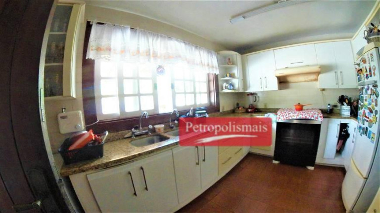 Imagem Casa com 3 Quartos à Venda,  em São Sebastião - Petrópolis