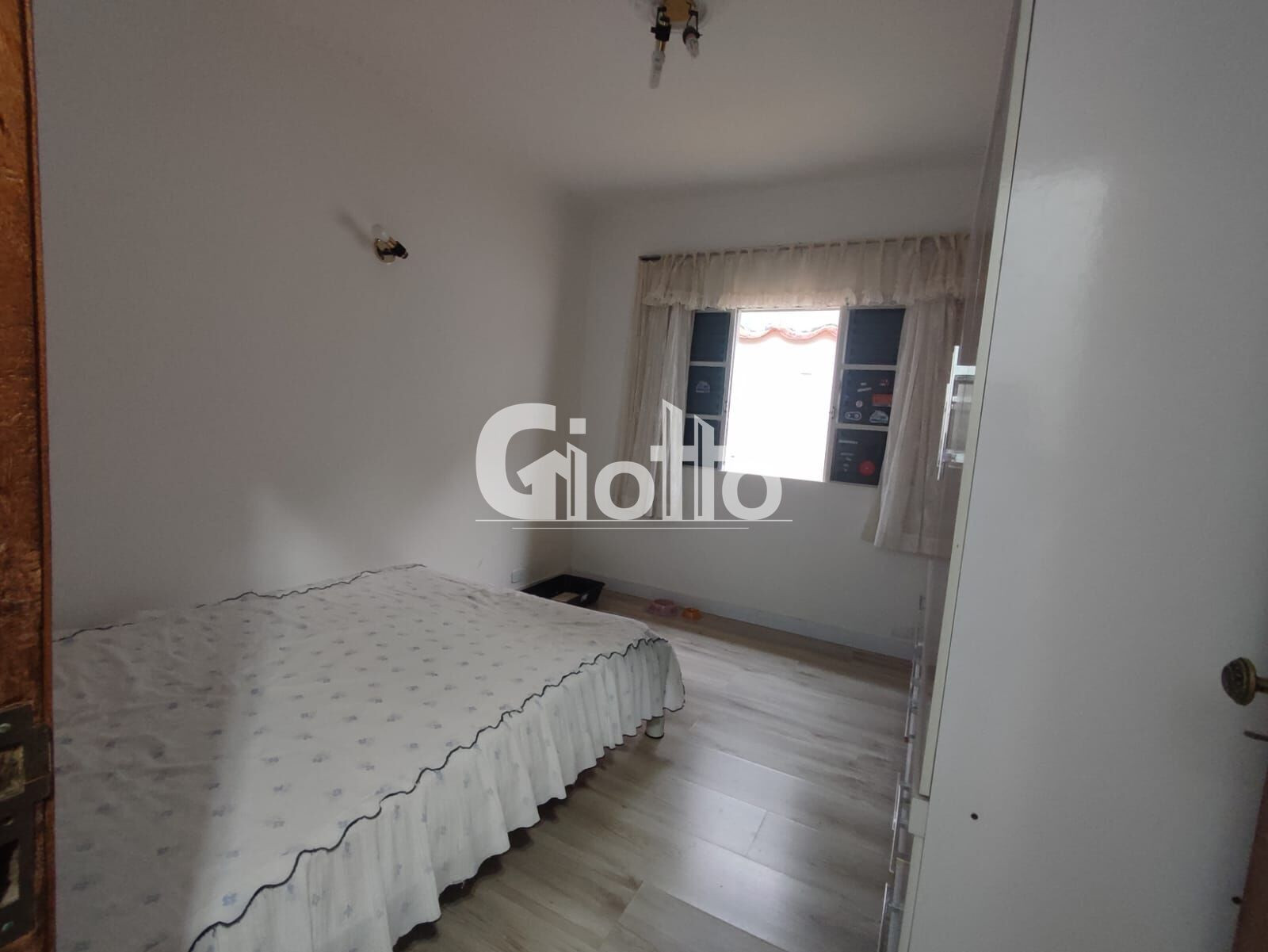 Imagem Sobrado com 3 Quartos à Venda, 291 m² em Alto Ipiranga - Mogi Das Cruzes