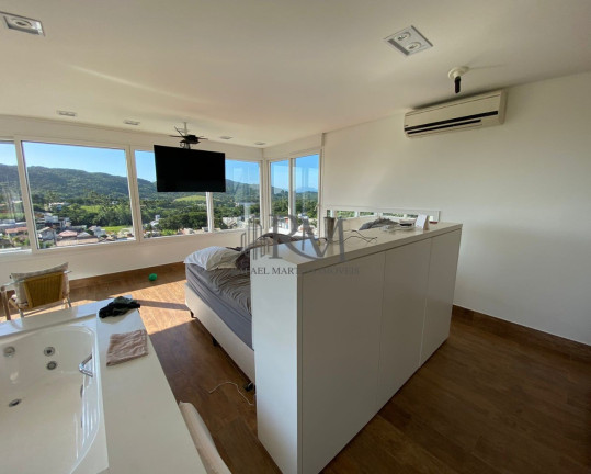 Imagem Casa com 7 Quartos à Venda, em Santo Antônio De Lisboa - Florianópolis Imagem Casa com 7 Quartos à Venda, em Santo Antônio De Lisboa - Florianópolis