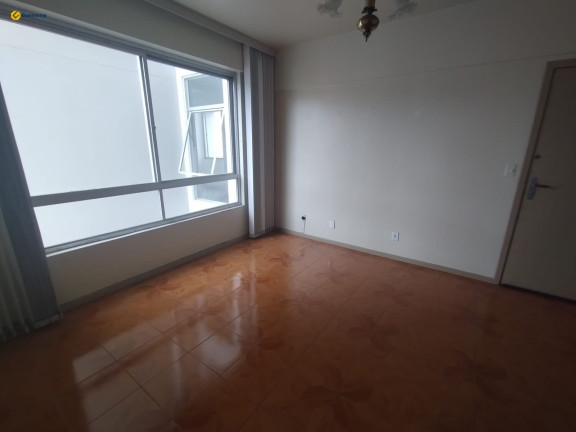 Imagem Apartamento com 3 Quartos à Venda, 133 m² em Agronômica - Florianópolis Imagem Apartamento com 3 Quartos à Venda, 133 m² em Agronômica - Florianópolis
