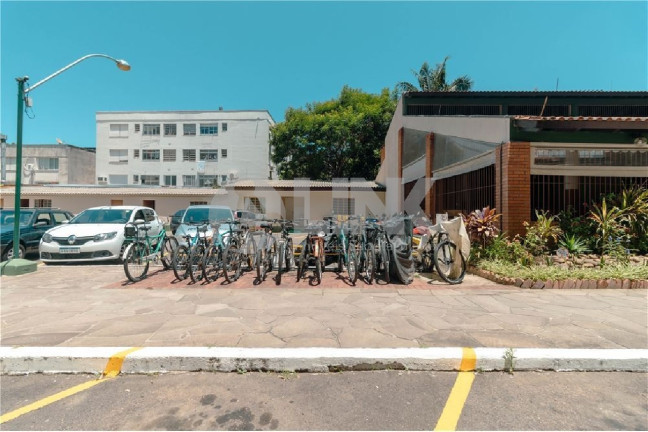 Imagem Apartamento com 1 Quarto à Venda, 42 m² em Jardim Botânico - Porto Alegre