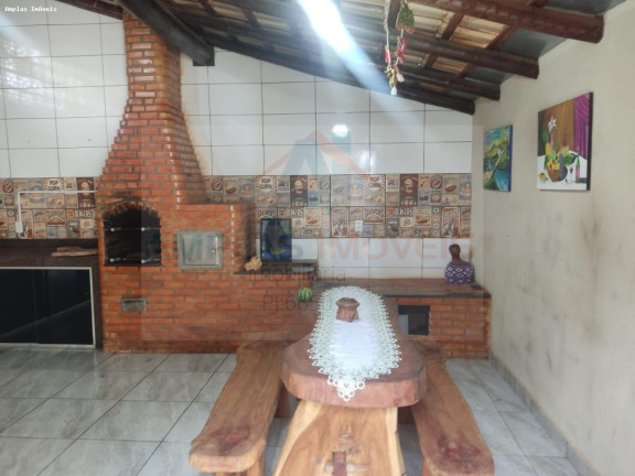 Imagem Casa com 2 Quartos à Venda, 167 m² em Planalto