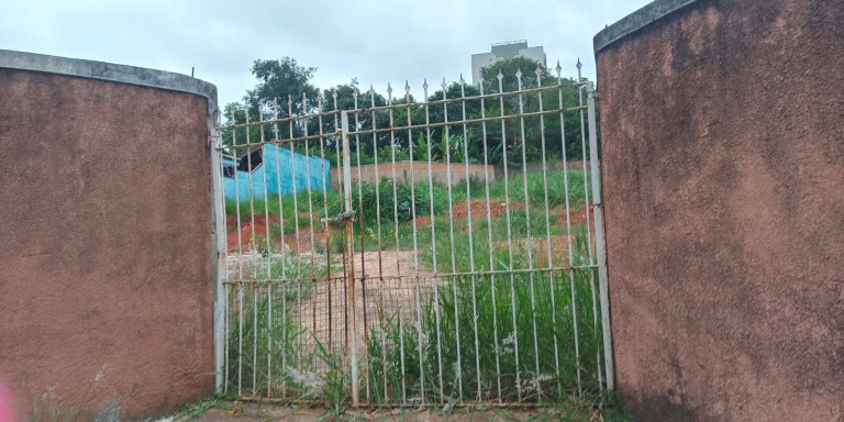 Terreno à Venda, 900 m² em Pq. Hortolândia - Hortolândia