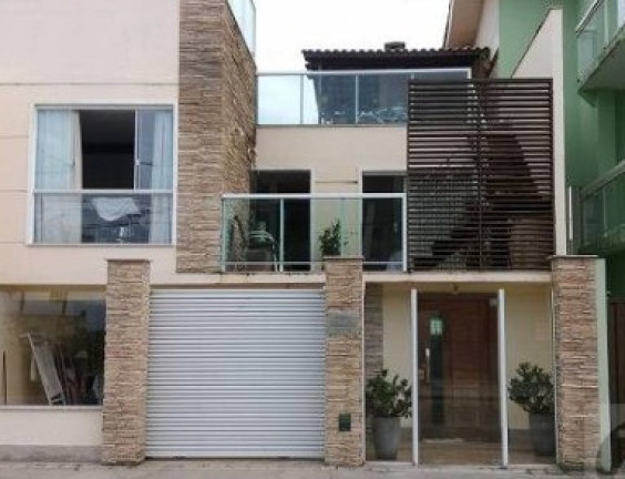Casa com 3 Quartos à Venda, 250 m² em Interlagos - Vila Velha