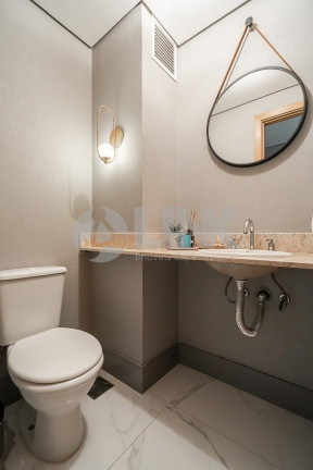 Imagem Apartamento com 3 Quartos à Venda, 139 m² em Auxiliadora - Porto Alegre Imagem Apartamento com 3 Quartos à Venda, 139 m² em Auxiliadora - Porto Alegre
