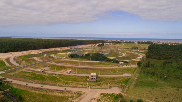 Imagem Terreno à Venda, 332 m² em Centro - Passo De Torres Imagem Terreno à Venda, 332 m² em Centro - Passo De Torres