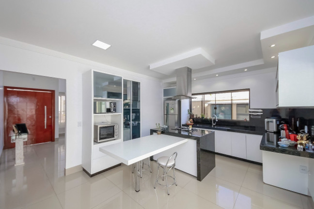 Imagem Casa de Condomínio com 5 Quartos à Venda, 403 m² em Jardins Lisboa - Goiânia
